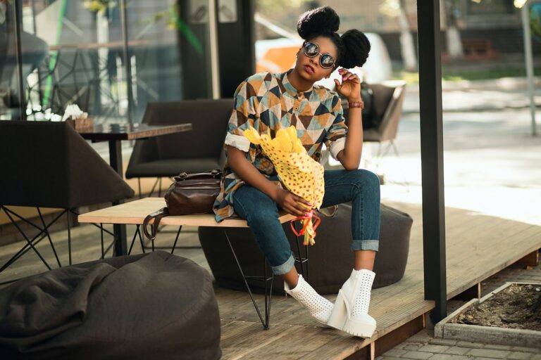 Boxed Water Partners With To Consumer Creativity.